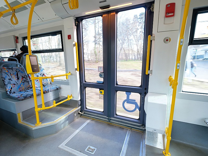 Bus Windows Glazing with LEXAN
